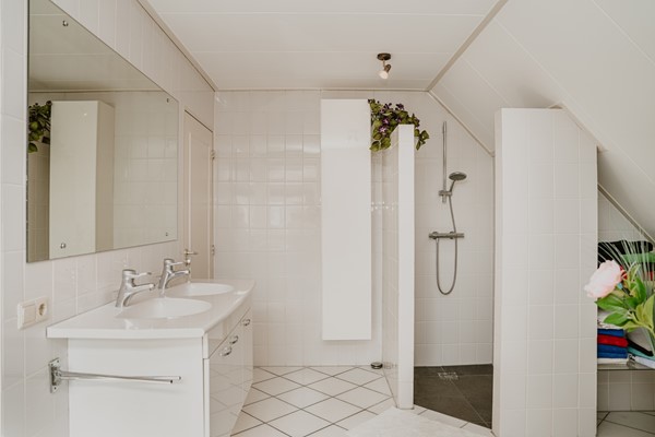Medium property photo - Middelweg 4A, 4147 AV Asperen